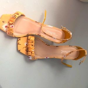 Anne Michelle Open Toe Shoes